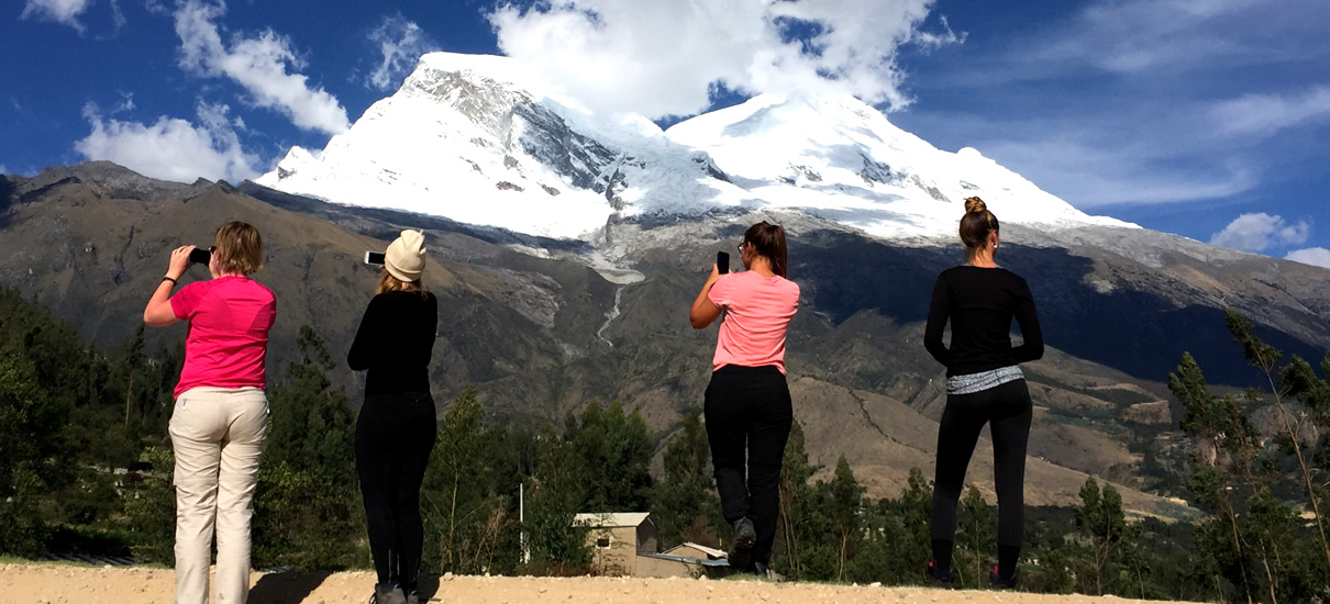 Climbing Huascaran Huascaran Climbing Huascaran Peru Climb Climbing   Climbing Huascaran Sur1 